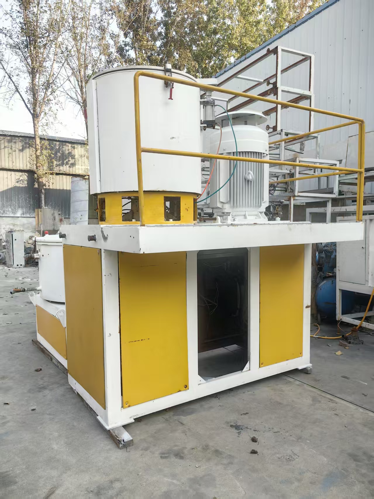 张家港灵杰300-600变频混料机 张家港灵杰300-600变频混料机