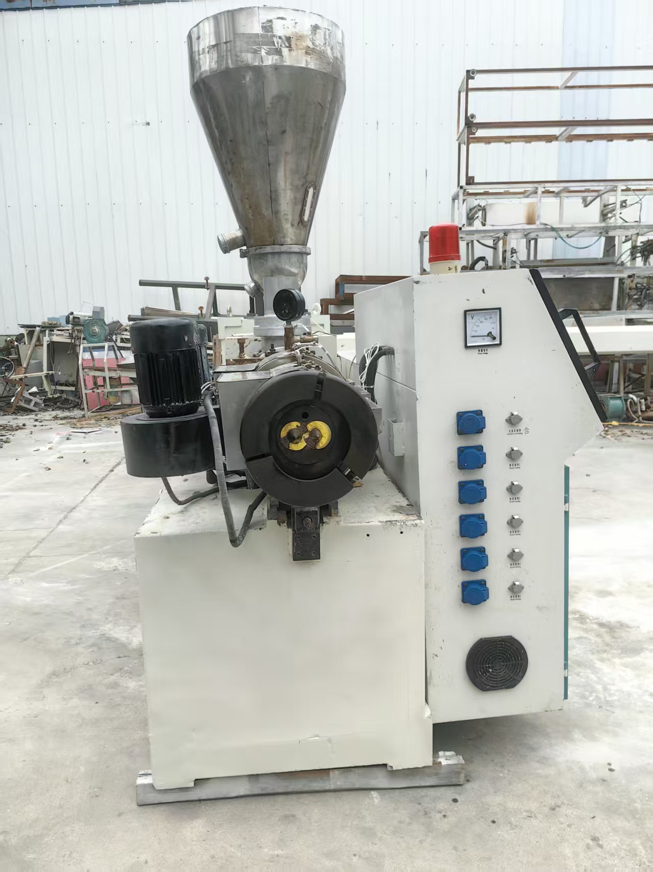 四川精雄65锥双主机 四川精雄65锥双主机