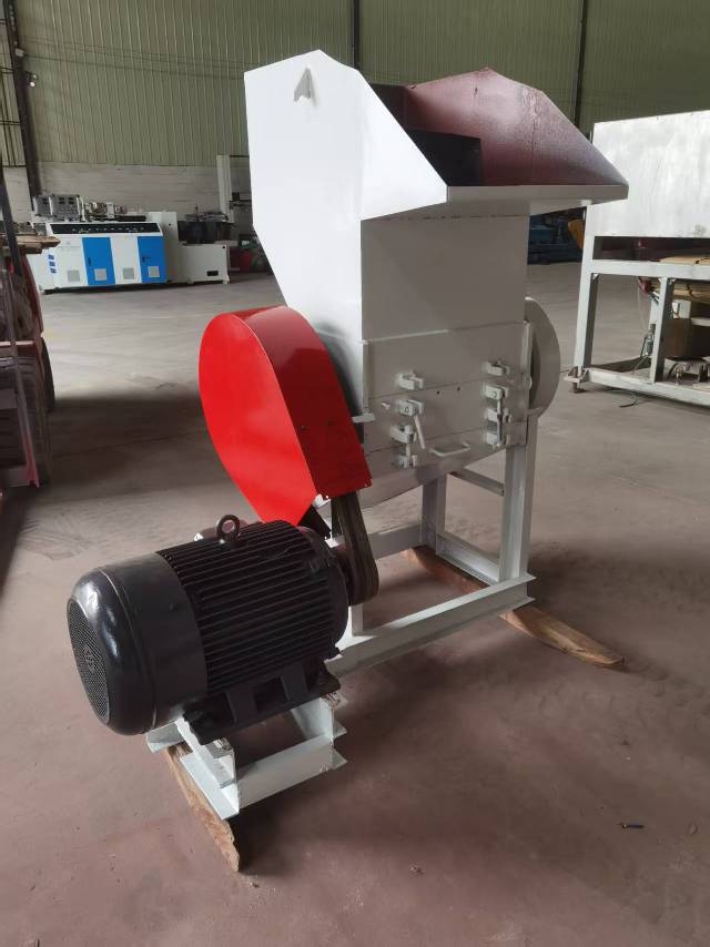 600型八字破碎机 600型八字破碎机