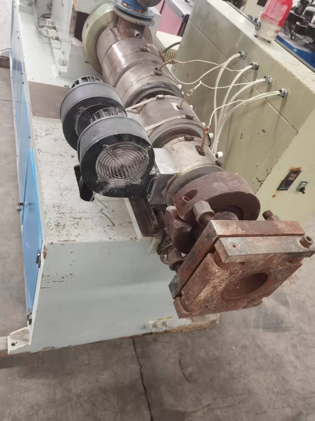 广东盛凯瑞51机线条生产线 广东盛凯瑞51机线条生产线