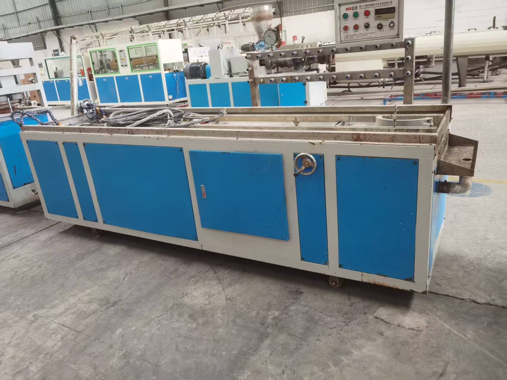 广东盛凯瑞51机线条生产线 广东盛凯瑞51机线条生产线