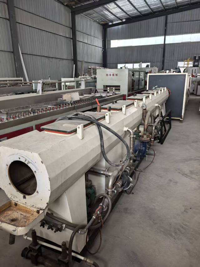 张家港巨润65机50-200PVC管材生产线 张家港巨润65机50-200PVC管材生产线