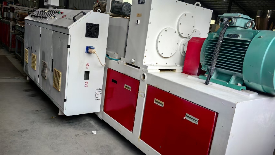 Linea di produzione di pannelli da parete Ankangjie 400