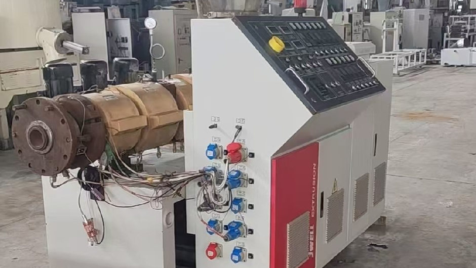 Jinwei PE Wood Plastic Production Line